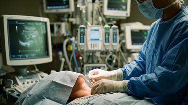 Clinicians Use Low Platelet Thresholds for Procedures in Refractory Thrombocytopenia