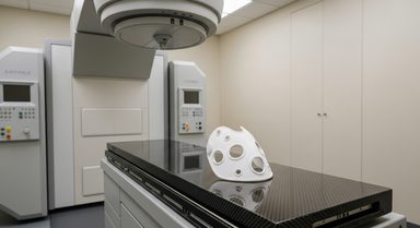 Reduced 60-Gy Radiation Maintains Control in HPV Oropharyngeal Cancer